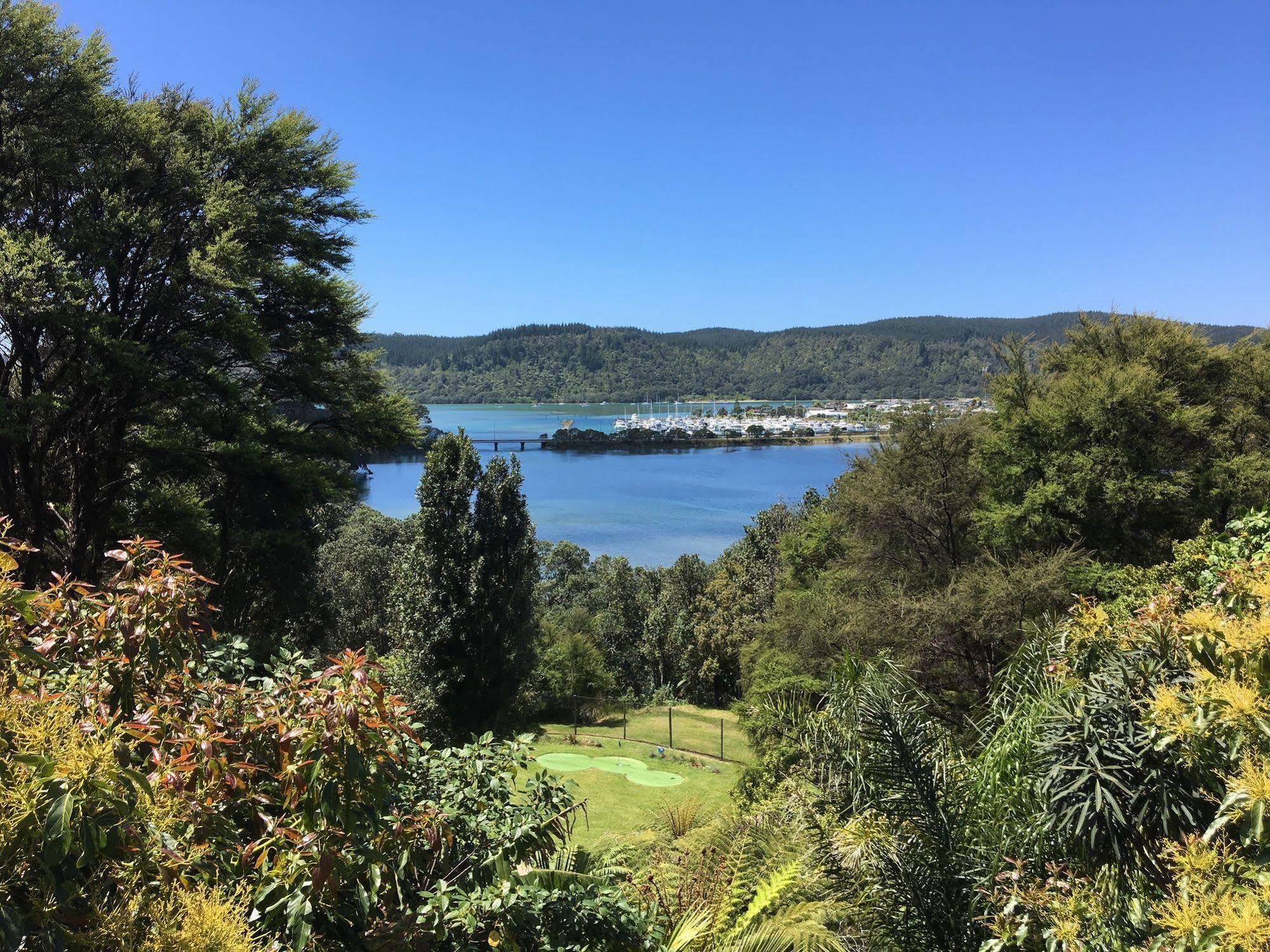 Whangamata Vistas B&B Extérieur photo